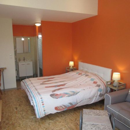 Les Gonds Maranatha Bed & Breakfast エクステリア 写真
